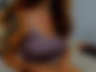 almafancy's Live Sex Cam Show