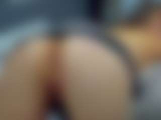 almafancy's Live Sex Cam Show