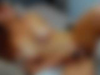 almafancy's Live Sex Cam Show