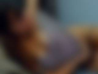 Live cam show with almafancy - Brown Hair on TeamSkeetLive