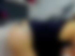 almafancy's Live Sex Cam Show