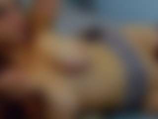 almafancy's Live Sex Cam Show