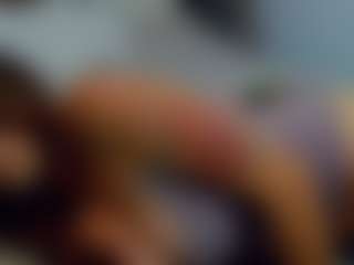 Live cam show with almafancy - Lovense MILF on Hubzter Live
