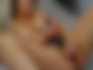 Live cam show with almafancy - Tease MILF on Strip Flash - Live Sex Shows