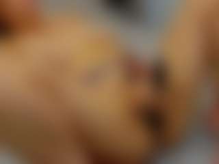 Live cam show with almafancy - Big Tits MILF on liverealitysex.com