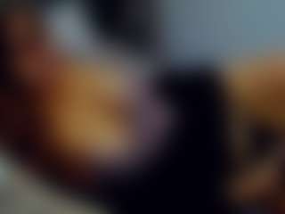Live cam show with almafancy - Deepthroat on CamwithHer