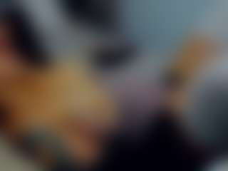 almafancy's Live Sex Cam Show