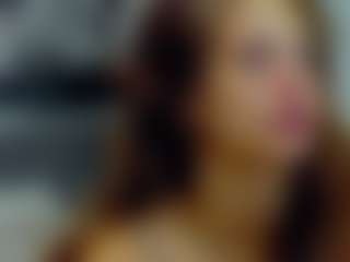 almafancy MILF webcam performer live streaming