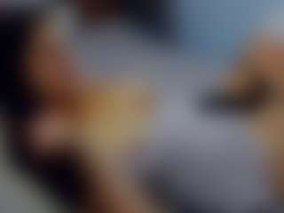 Live cam show with almafancy - Brown Hair MILF on friskycurves.com