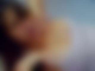 Live cam show with almafancy - Spank Brown Hair on Pornisteam.com