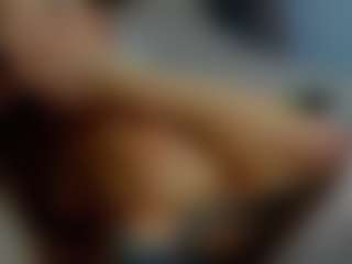 Live cam show with almafancy - Brown Hair on CamSextacy