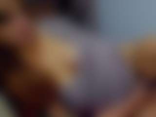 almafancy's Live Sex Cam Show