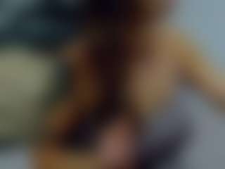 almafancy MILF webcam performer live streaming