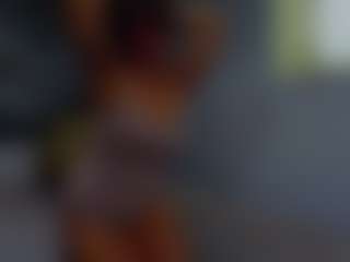 almafancy MILF webcam performer live streaming