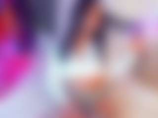 Live cam show with lolaonline - Smoking on Camsoda