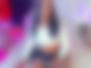 Live cam show with lolaonline - Tease on Mixed Magazine Live