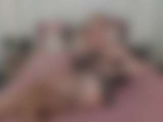 Live cam show with mariannasmily - Mature on livesuperchat.net