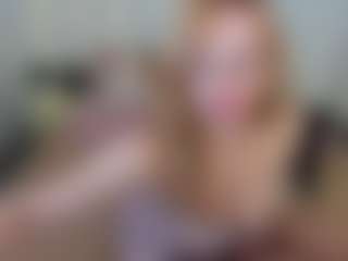 Live cam show with mariannasmily - Ahegao on CamSodaAdn