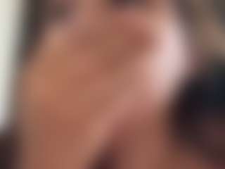 APRIL-ROSES's Live Sex Cam Show
