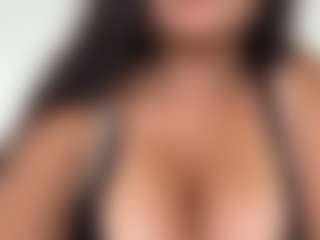 APRIL-ROSES's Live Sex Cam Show