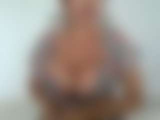 APRIL-ROSES's Live Sex Cam Show