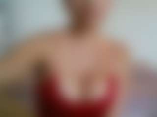 APRIL-ROSES's Live Sex Cam Show