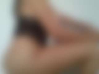 APRIL-ROSES's Live Sex Cam Show
