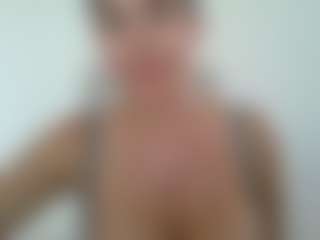 APRIL-ROSES's Live Sex Cam Show