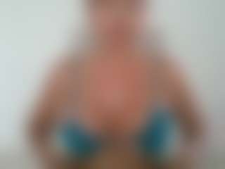 APRIL-ROSES's Live Sex Cam Show