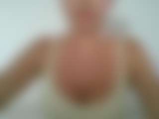APRIL-ROSES's Live Sex Cam Show