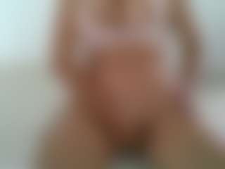 APRIL-ROSES's Live Sex Cam Show