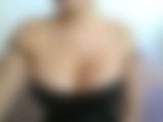 APRIL-ROSES's Live Sex Cam Show