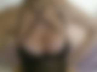 Live cam show with APRIL-ROSES - BBW on crypto-cams
