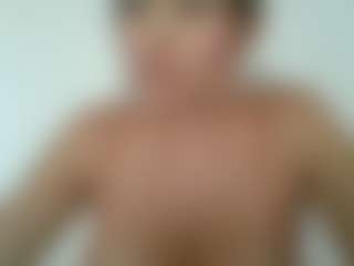 Live cam show with APRIL-ROSES - BBW on livesuperchat.net