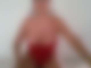 APRIL-ROSES's Live Sex Cam Show