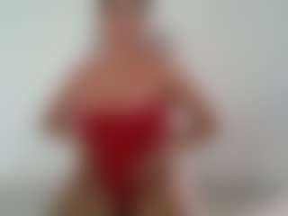 Live cam show with APRIL-ROSES - Anal on sexylive.show