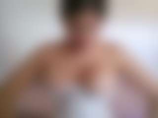 APRIL-ROSES's Live Sex Cam Show