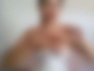 APRIL-ROSES's Live Sex Cam Show