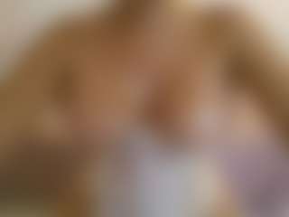 APRIL-ROSES's Live Sex Cam Show