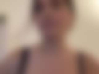 APRIL-ROSES's Live Sex Cam Show