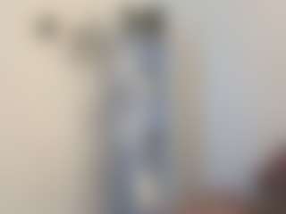 Live cam show with APRIL-ROSES - Spank on SinfulBabes