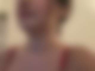 Live cam show with APRIL-ROSES - Flashing on nudelive.tv