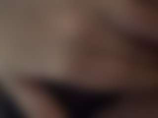 APRIL-ROSES's Live Sex Cam Show