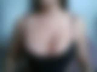 APRIL-ROSES's Live Sex Cam Show