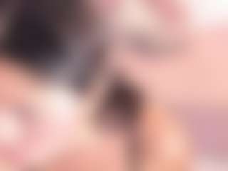Live cam show with APRIL-ROSES - Shaved Pussy on Camsoda
