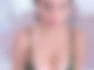 Live cam show with APRIL-ROSES - Wet on Camsoda