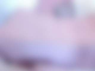 Live cam show with APRIL-ROSES - Skinny on Camiplay Live