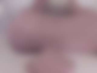 Live cam show with APRIL-ROSES - Cosplay Curvy on Livezox