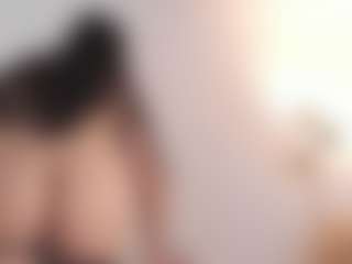 APRIL-ROSES's Live Sex Cam Show