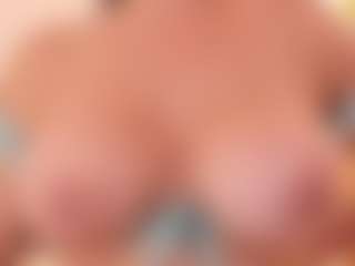 APRIL-ROSES's Live Sex Cam Show